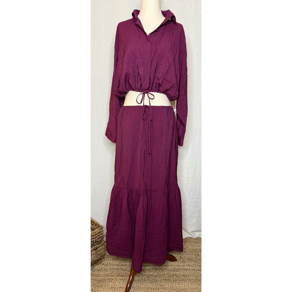 YFB Young Fabulous & Broke YFB Plum Two-Piece Skirt & Shirt Set
Size S/L
NWT